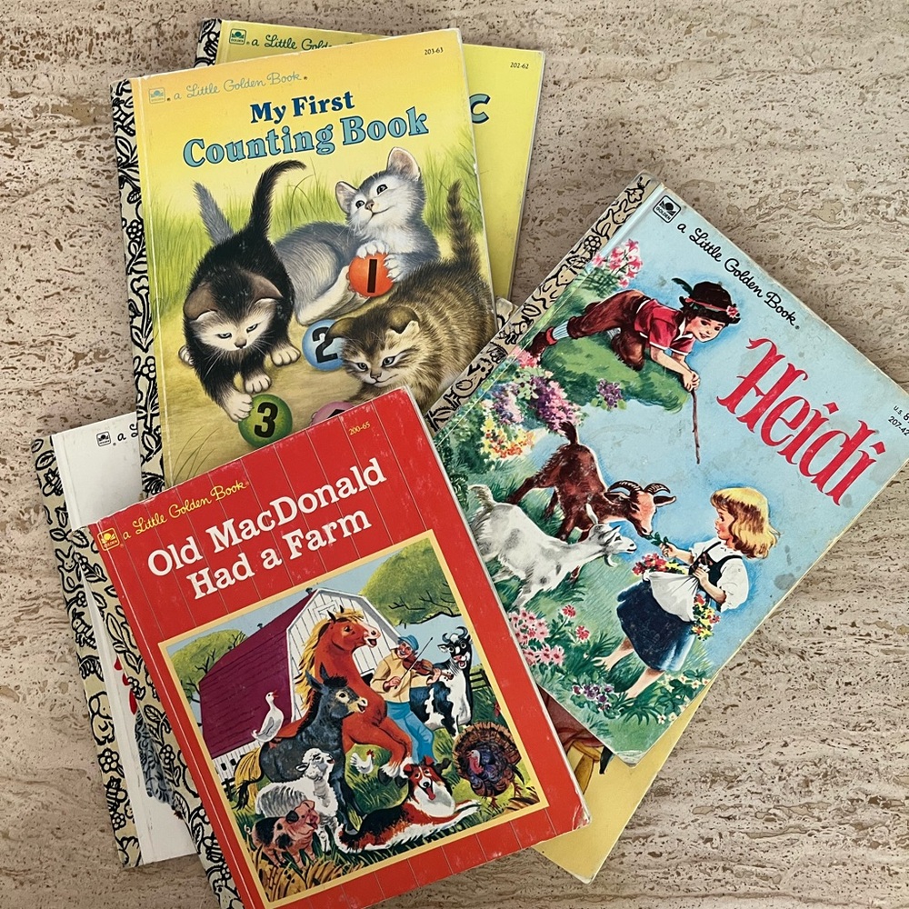 Vintage The Little Golden Book Classics - Picture 4 of 7